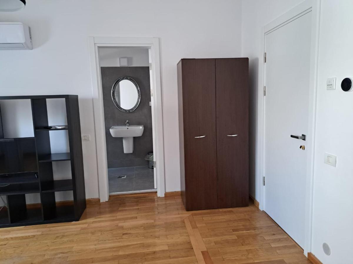 Vila Ris Bucharest Unirii ,Centru Exteriör bild